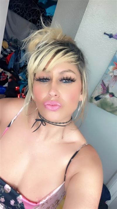 Lara, 23 ans, Saint-Ouen